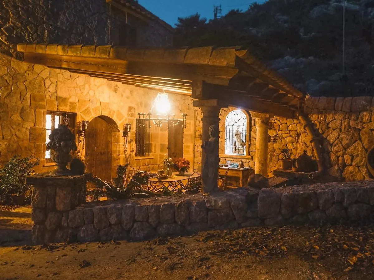 Finca Ses Fontanelles Andratx Guest house